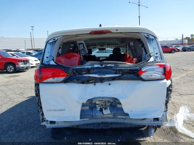 2024 CHRYSLER VOYAGER 2C4RC1CG1RR108448 Photo 5