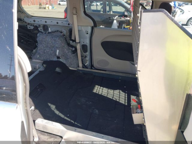 2024 CHRYSLER VOYAGER 2C4RC1CG1RR108448 Photo 7