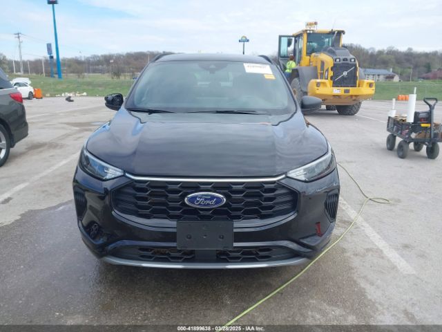 1FMCU9MN0RUB04632 Ford Escape St-line