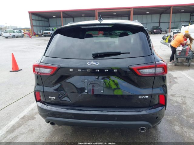 1FMCU9MN0RUB04632 Ford Escape St-line