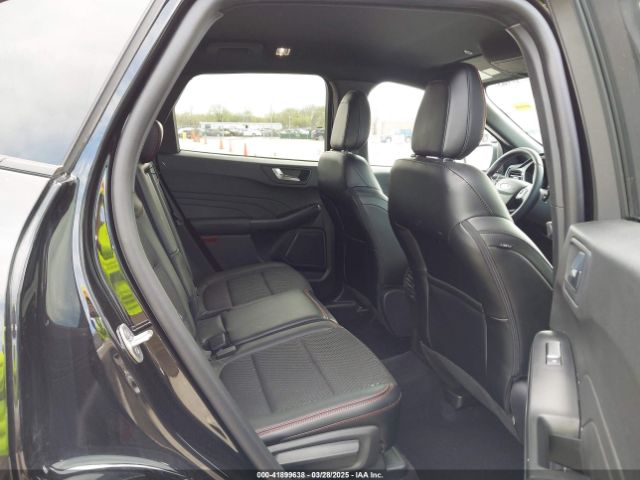 1FMCU9MN0RUB04632 Ford Escape St-line