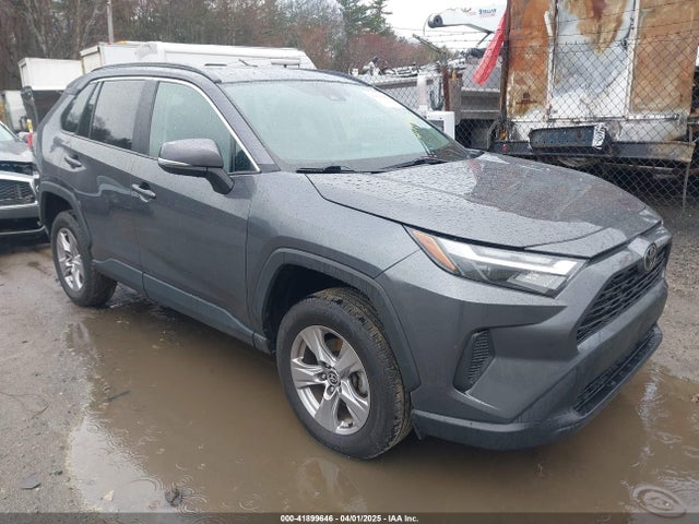 2T3P1RFV0NW298295 Toyota Rav4 Xle