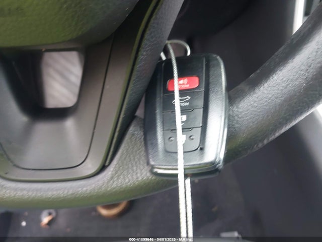 2T3P1RFV0NW298295 Toyota Rav4 Xle