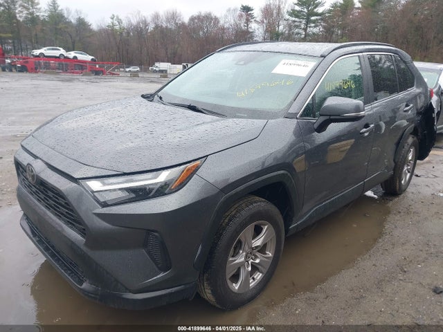 2T3P1RFV0NW298295 Toyota Rav4 Xle