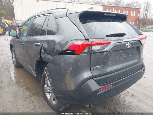 2T3P1RFV0NW298295 Toyota Rav4 Xle
