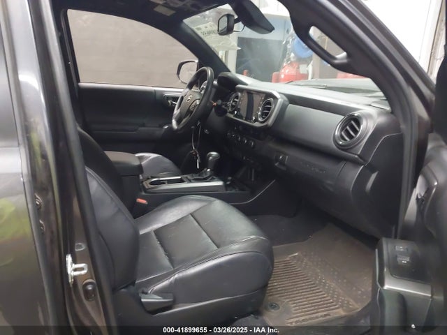 3TMCZ5AN5NM484360 Toyota Tacoma Trd Off Road
