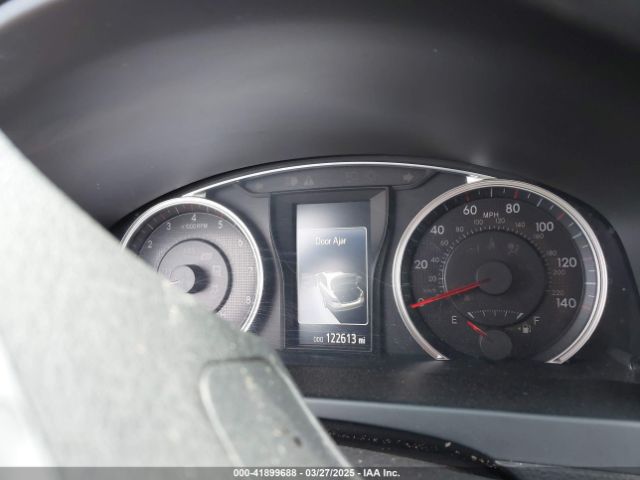 4T1BF1FK8HU631780 Toyota CAMRY SE