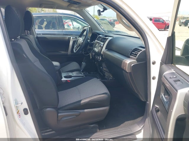JTEZU5JR9H5160376 Toyota 4RUNNER SR5