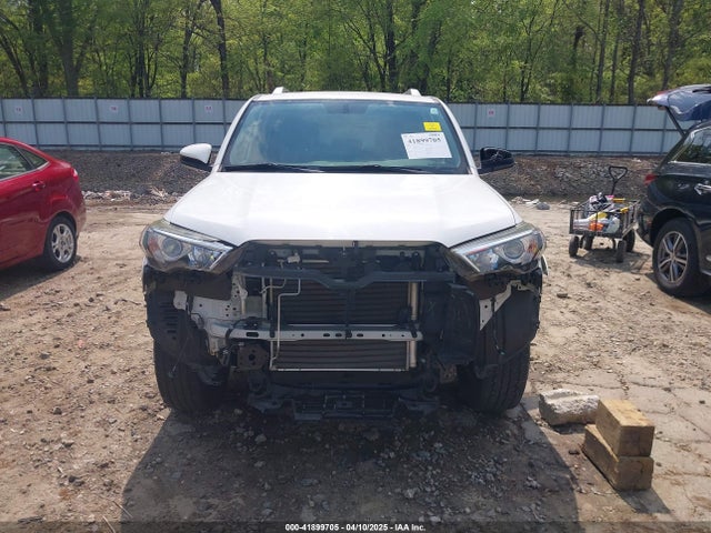 JTEZU5JR9H5160376 Toyota 4RUNNER SR5
