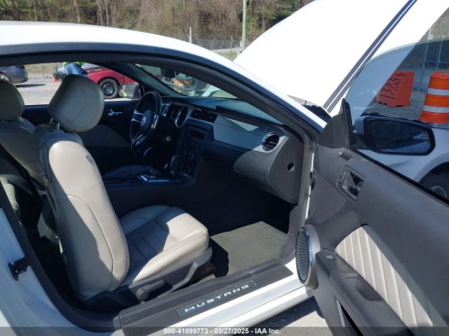 1ZVBP8AM6E5266859 Ford Mustang V6 Premium