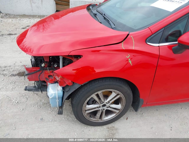 1G1BE5SMXJ7112037 Chevrolet Cruze Lt Auto