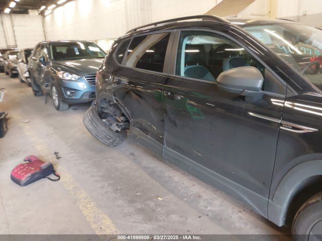 3VVMX7B2XNM036997 Volkswagen Taos 1.5t S
