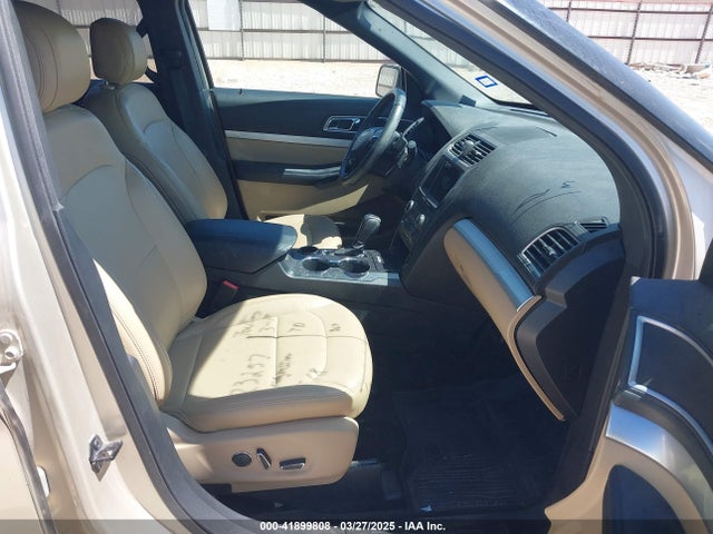 Ford EXPLORER XLT 2017 1FM5K7D87HGE11239 Image 5