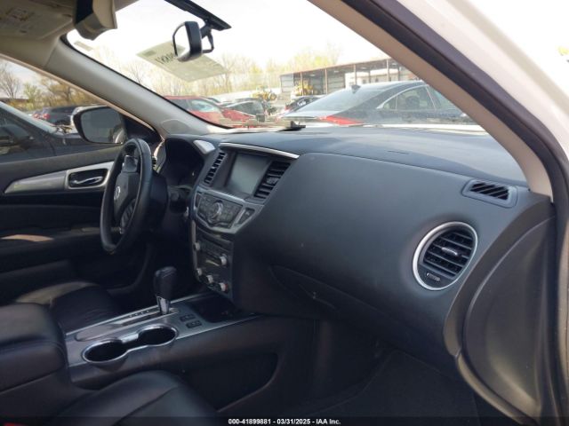 5N1DR2MN7HC695396 Nissan Pathfinder Sl
