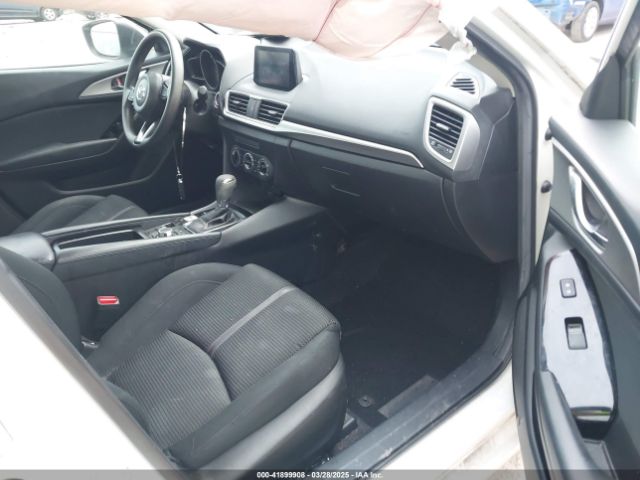 3MZBN1U71HM118300 Mazda Mazda3 Sport