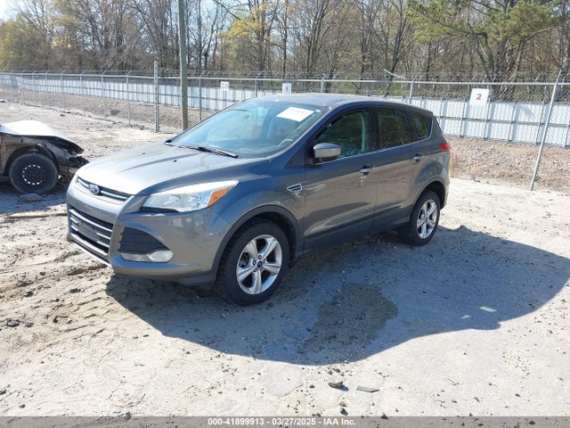 1FMCU9GX9EUA10000 Ford ESCAPE SE