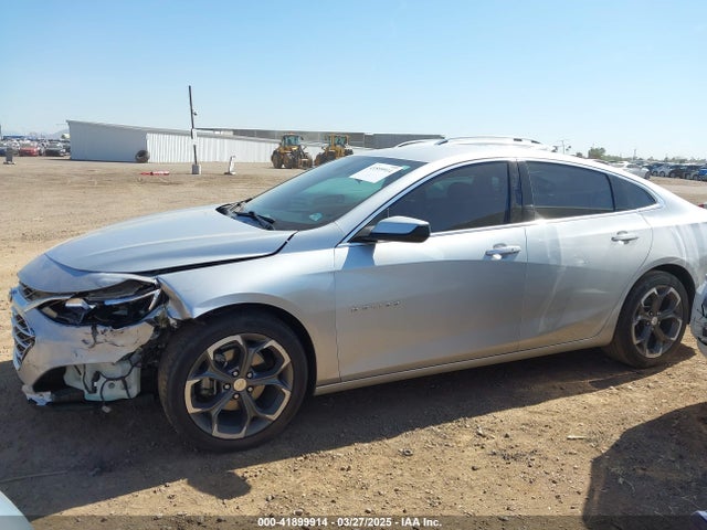 1G1ZD5ST7MF074057 Chevrolet Malibu Fwd Lt