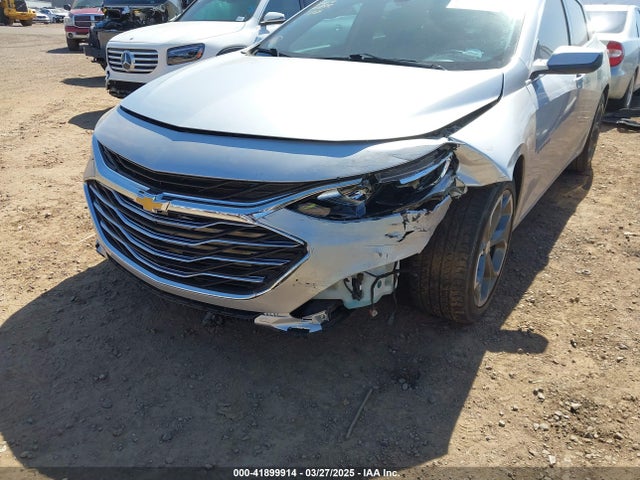 1G1ZD5ST7MF074057 Chevrolet Malibu Fwd Lt