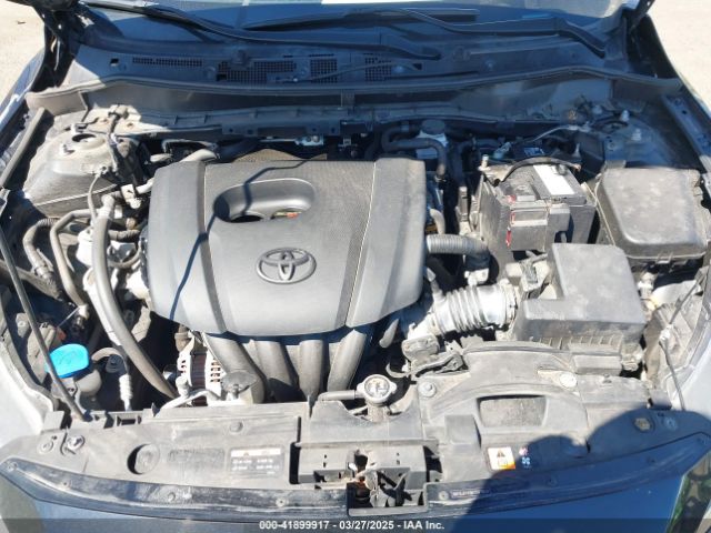 3MYDLBYV9KY507820 Toyota YARIS LE