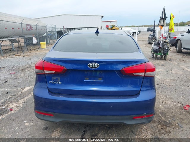 KIA FORTE LX 2017 3KPFL4A78HE132155 Image 15