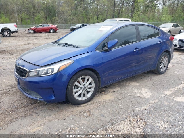 KIA FORTE LX 2017 3KPFL4A78HE132155 Image 2