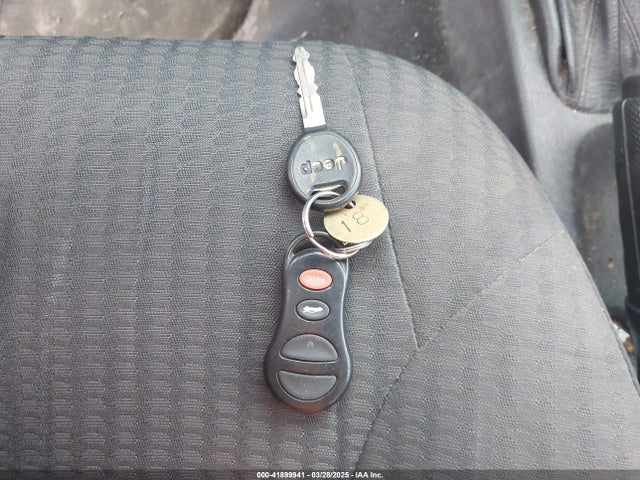Продажа на аукционе авто 2003 Jeep Liberty Sport, vin: 1J4GL48K83W671530, номер лота: 41899941