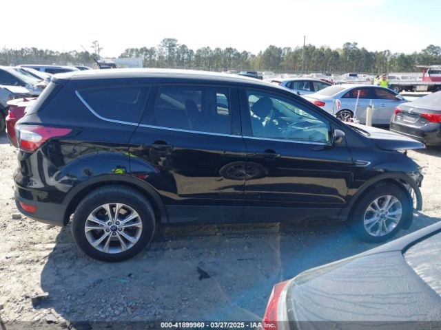 1FMCU0GD6HUE12367 Ford ESCAPE SE