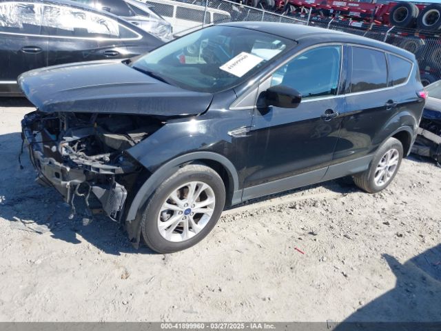 1FMCU0GD6HUE12367 Ford ESCAPE SE