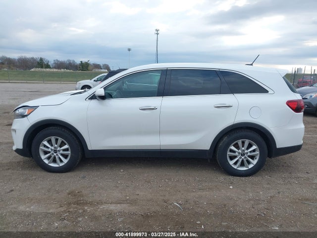 5XYPG4A52KG489140 KIA Sorento 3.3l Lx
