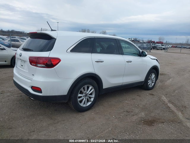 5XYPG4A52KG489140 KIA Sorento 3.3l Lx