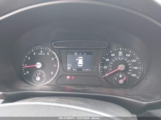 5XYPG4A52KG489140 KIA Sorento 3.3l Lx