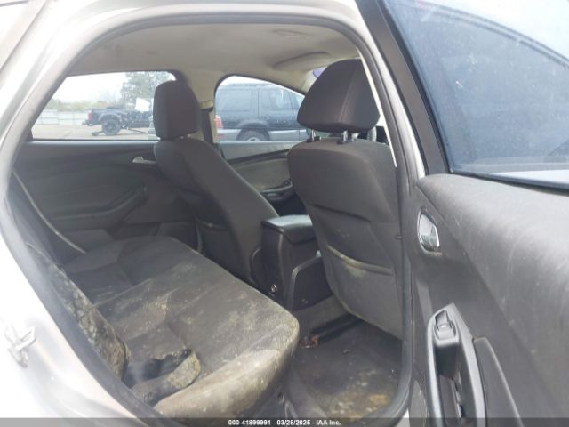 1FADP3F25EL139852 Ford FOCUS SE