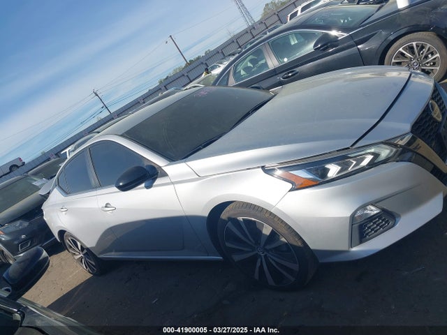 1N4BL4CV0LC209584 Nissan Altima Sr Fwd