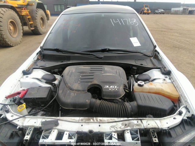 2C3CCABG8LH141763 Chrysler 300