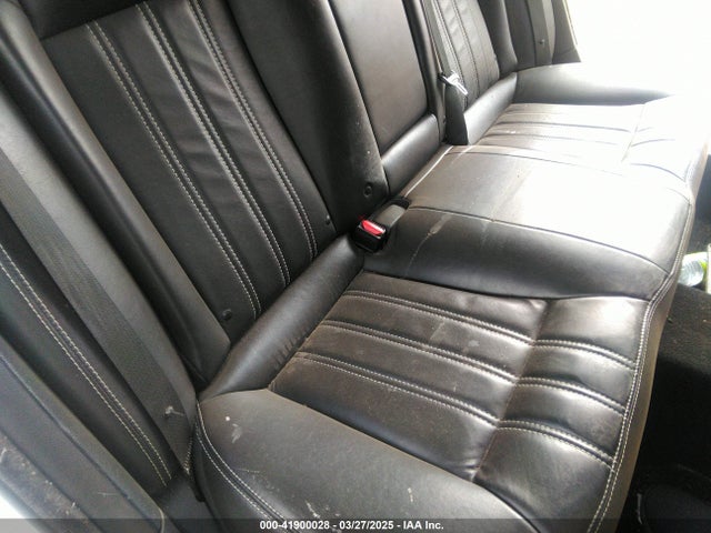 2C3CCABG8LH141763 Chrysler 300