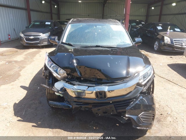 3CZRU6H36NM722813 Honda Hr-v Awd Lx