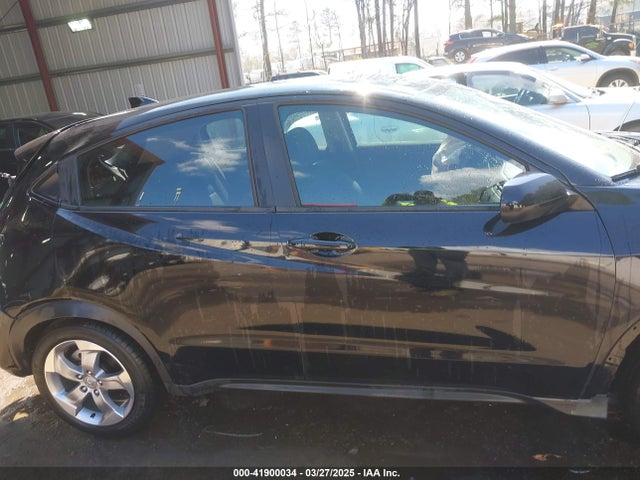 3CZRU6H36NM722813 Honda Hr-v Awd Lx