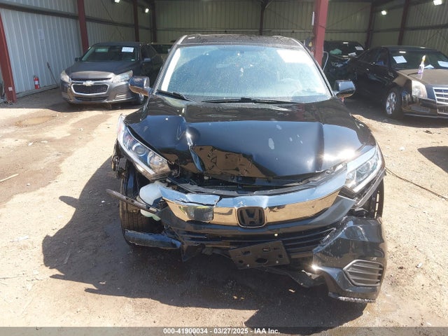 3CZRU6H36NM722813 Honda Hr-v Awd Lx