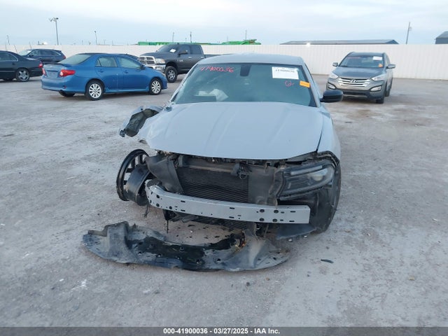 2C3CDXBG3NH122797 Dodge Charger Sxt Rwd