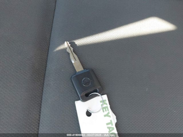 3N6CM0KN9HK705620 Nissan Nv200 S