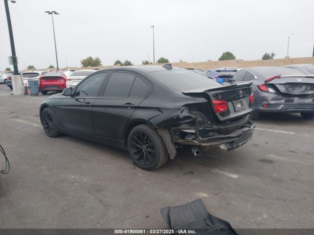 WBA8A3C5XJA494949 BMW 320i Xdrive