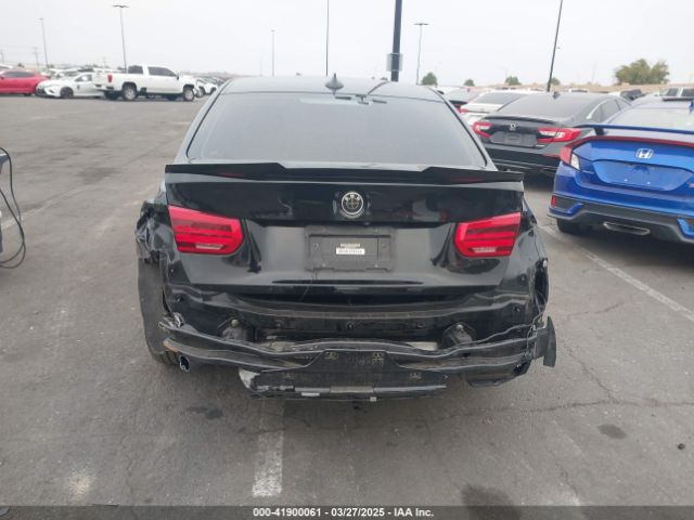 WBA8A3C5XJA494949 BMW 320i Xdrive