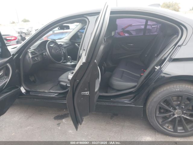 WBA8A3C5XJA494949 BMW 320i Xdrive