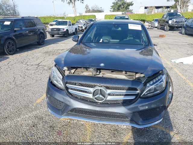 55SWF4JB6GU161401 Mercedes-Benz C 300 Luxury/sport