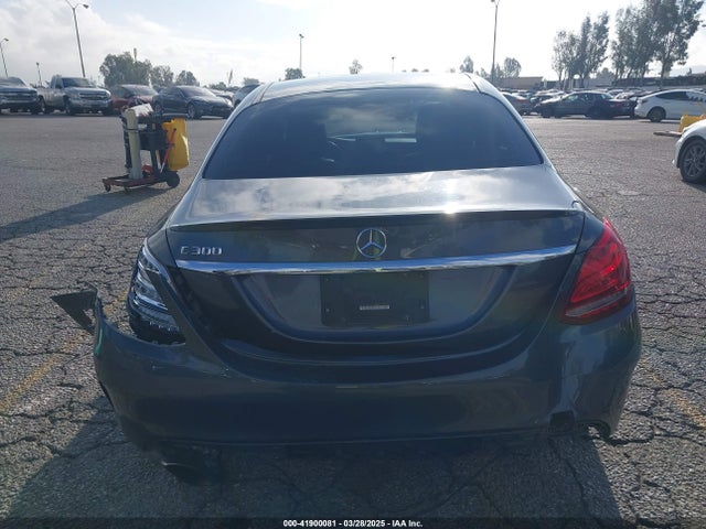 55SWF4JB6GU161401 Mercedes-Benz C 300 Luxury/sport
