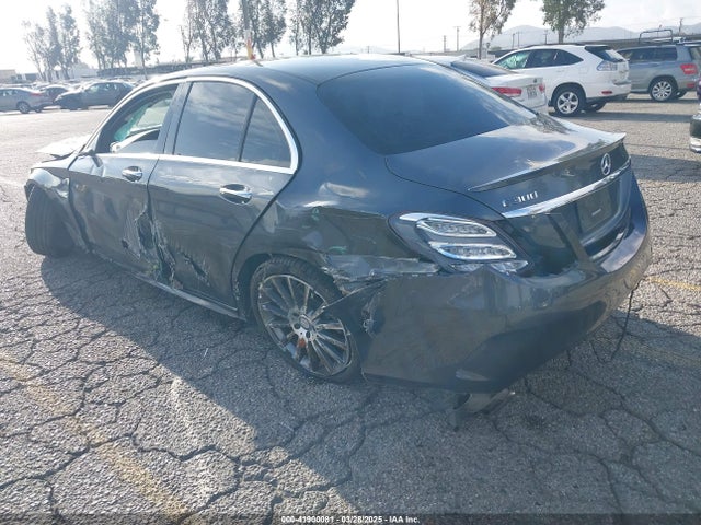 55SWF4JB6GU161401 Mercedes-Benz C 300 Luxury/sport