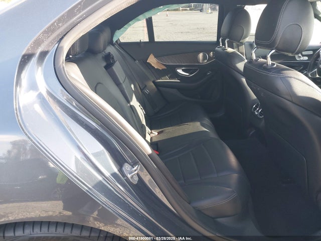55SWF4JB6GU161401 Mercedes-Benz C 300 Luxury/sport