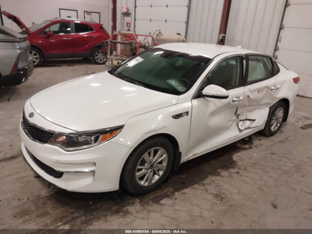 KNAGT4L33J5205798 KIA Optima Lx