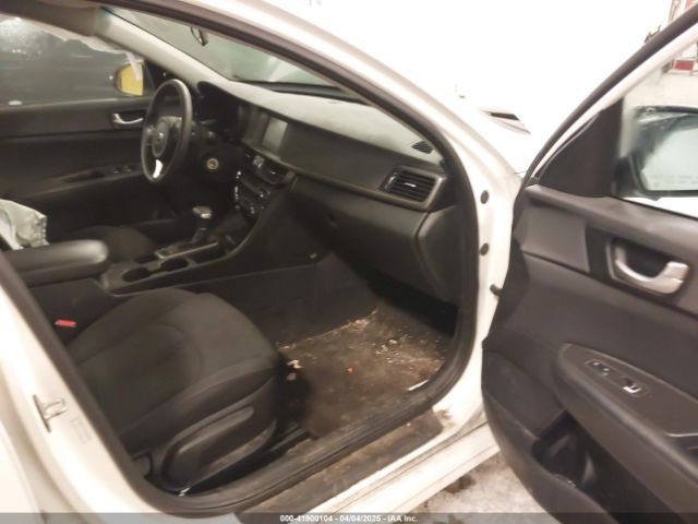 KNAGT4L33J5205798 KIA Optima Lx