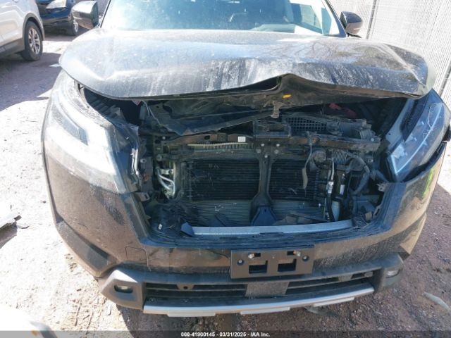 5N1DR3CE6NC216114 Nissan Pathfinder Sl 4wd